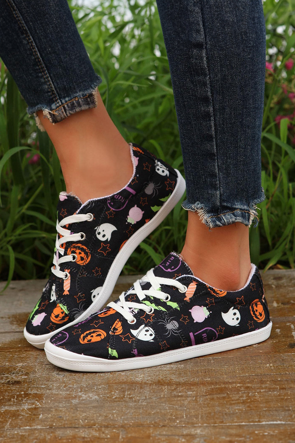 Black Halloween Pumpkin Spider Ghost Print Sneakers