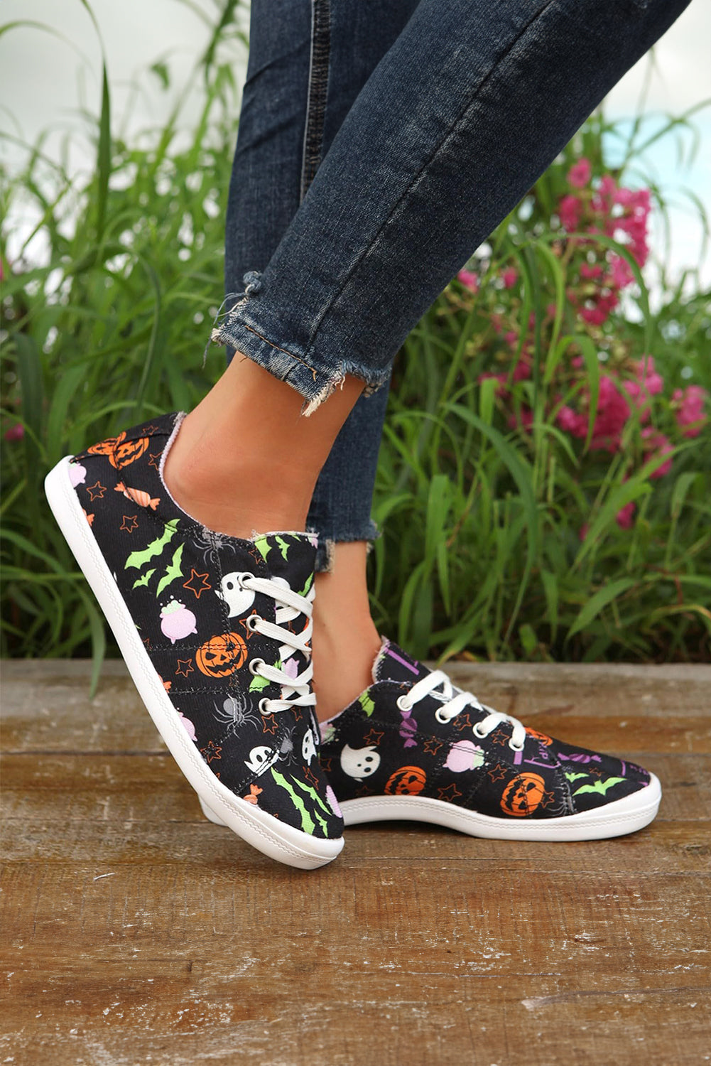 Black Halloween Pumpkin Spider Ghost Print Sneakers