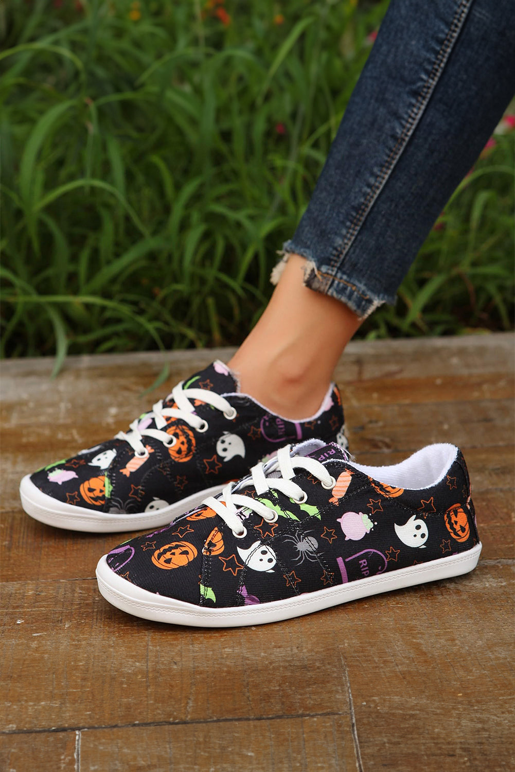 Black Halloween Pumpkin Spider Ghost Print Sneakers